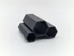 Krebshöhle 3d druck außerhalb vom Aquarium als Produktbild mit weißem hintergrund fotografiert