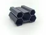 krebshöhle 5er aus dem 3d drucker außerhalb vom Aquarium fotografiert