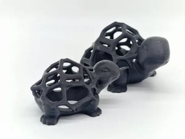 3d Deko-Moosschildköte in beiden größen als Produktbild fotografiert